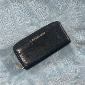 Michael Kors Black Leather Zip Wallet